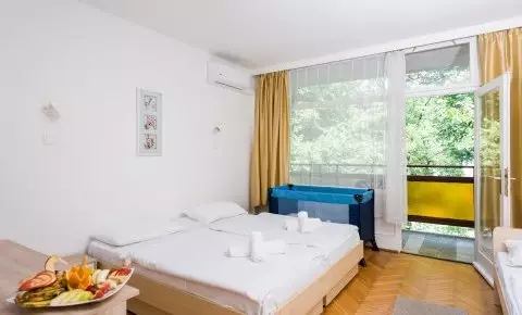 CE Napfény Hotel Siófok - Napfényes balatoni pihenés