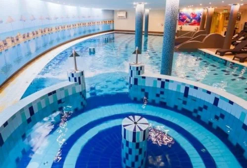CE Plaza Hotel - Négycsillagos wellness élmények teljes ellátással (min. 2 éj)