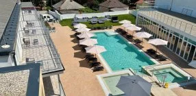 CE Plaza Hotel - Balatoni csal�di vak�ci�