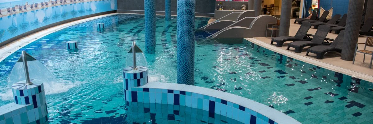CE Plaza Hotel - Senior Sz�ll�svad�szat Si�fokon (min. 2 �j)