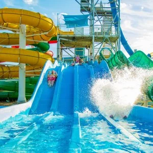  Cegléd - Csússzon a család - fürdőbelépővel (min. 4 éj)