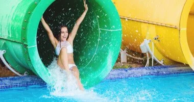  - Kikapcsol�d�s Cegl�den - cs�szdapark-, �s f�rd�bel�p�vel