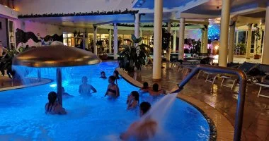 Htvgi ajnlat Cegldfrdbe, jszakai frdzssel (min. 2 j)