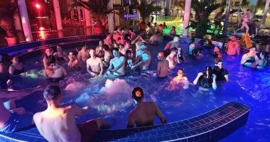 Szilveszter (min. 2 j)