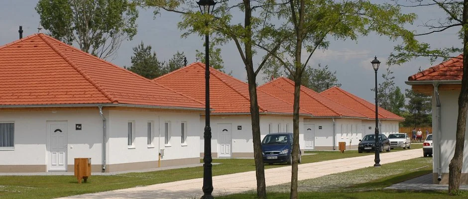 Cegldfrd Apartmanpark s Kemping Cegld