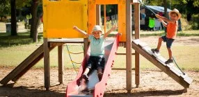 Cegl�df�rd� Apartmanpark �s Kemping - H�sv�t