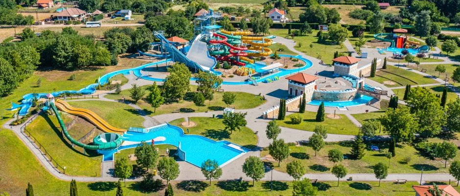 Cegldfrd Apartmanpark s Kemping Cegld