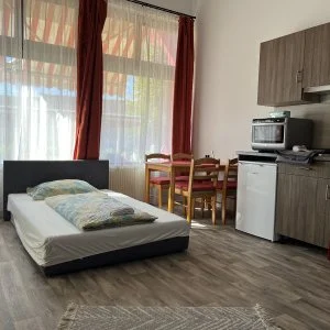 Centroom Apartman Dunaföldvár - Október 23.