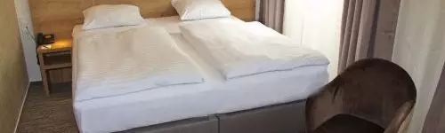 City Hotel Ring