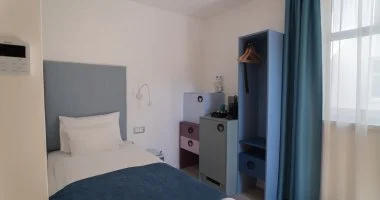 Vissza nem térítendő ár reggelivel