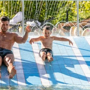 Colosseum Wellness Hotel Mórahalom - Vissza nem térítendő ár félpanzióval (min. 2 éj)