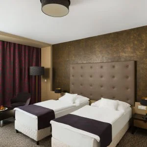  Pécs - Napi ár reggelivel (1 éjtől)