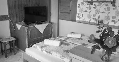 Két ünnep között