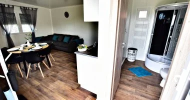 Két ünnep között