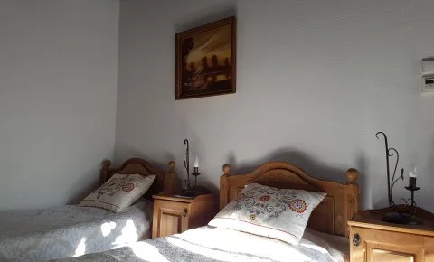 Cziróka Vendégház Tolcsva - Október 23.