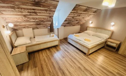 Eged Panzió Eger - Október 23.
