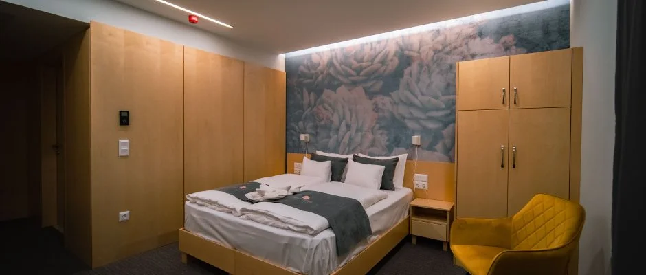 Eleven Business & Sport Hotel Jszrokszlls