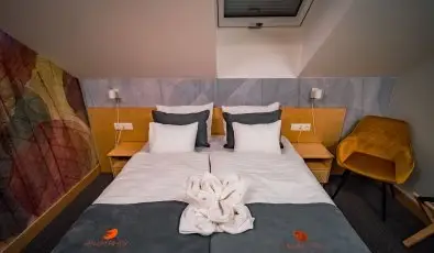 Eleven Business & Sport Hotel Jszrokszlls