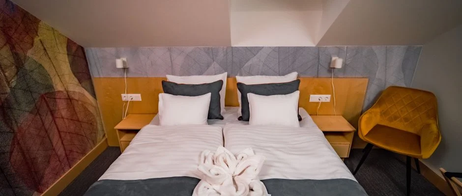 Eleven Business & Sport Hotel Jszrokszlls