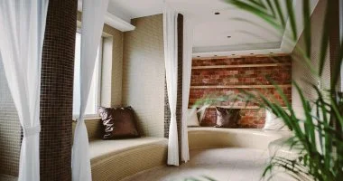 Október 23. (min. 3 éj)