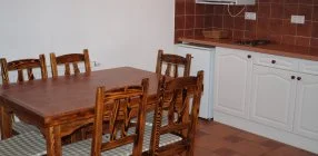 EMAN Apartmanh�z S�rv�r - Csal�di aj�nlat 