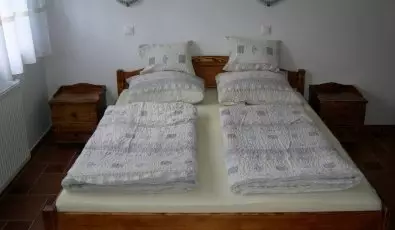 EMAN Apartmanh�z S�rv�r