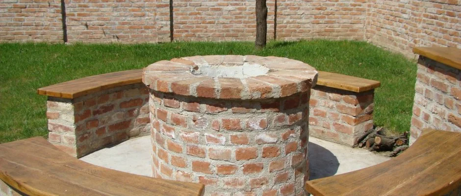 EMAN Apartmanh�z S�rv�r