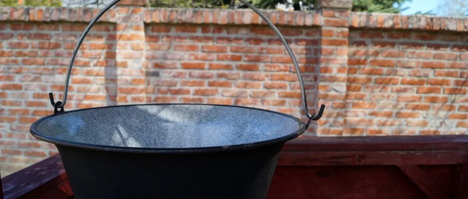 EMAN Apartmanh�z S�rv�r