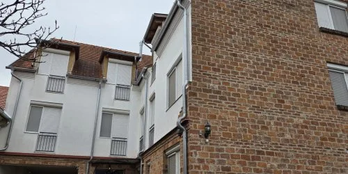 EMAN Apartmanh�z S�rv�r S�rv�r