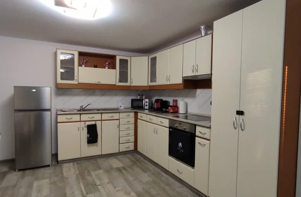 �nId�m Orosh�za