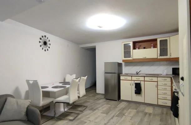 �nId�m Orosh�za