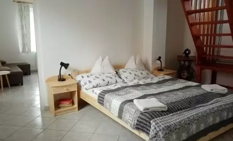 Eötvös Nyaraló Siófok - Napi árak