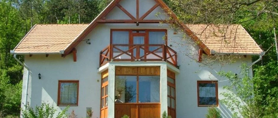 Szarvas Panzi Erdbnye