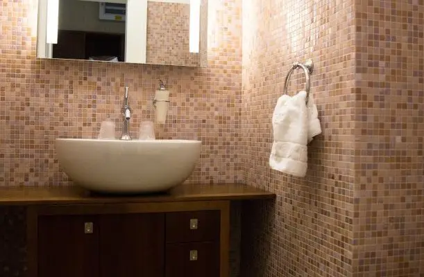 Erzsbet Nagy Szlloda Paks