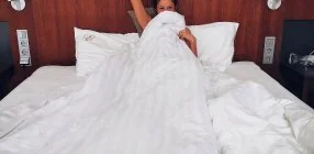 Erzs�bet Nagy Sz�lloda - M�jus 1.