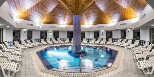 Erzs�bet Park Hotel Par�df�rd�