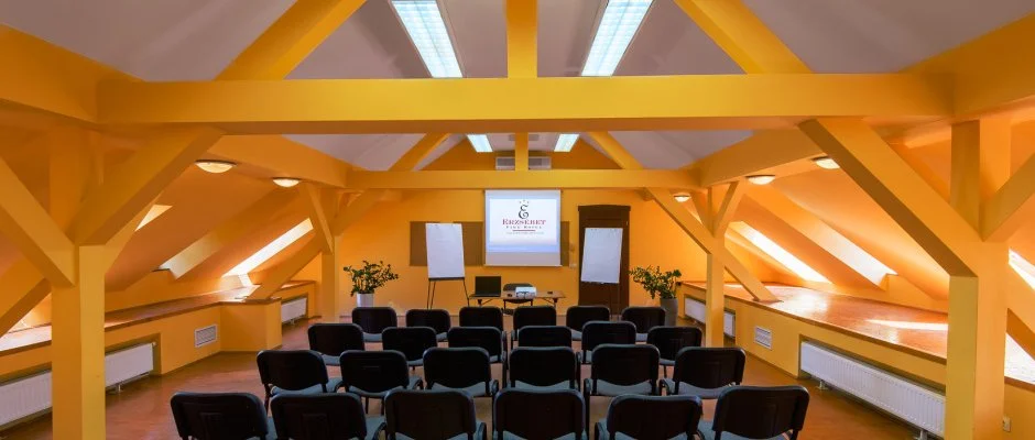 Erzsbet Park Hotel Pardfrd