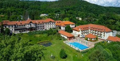  - Napi �r f�lpanzi�val