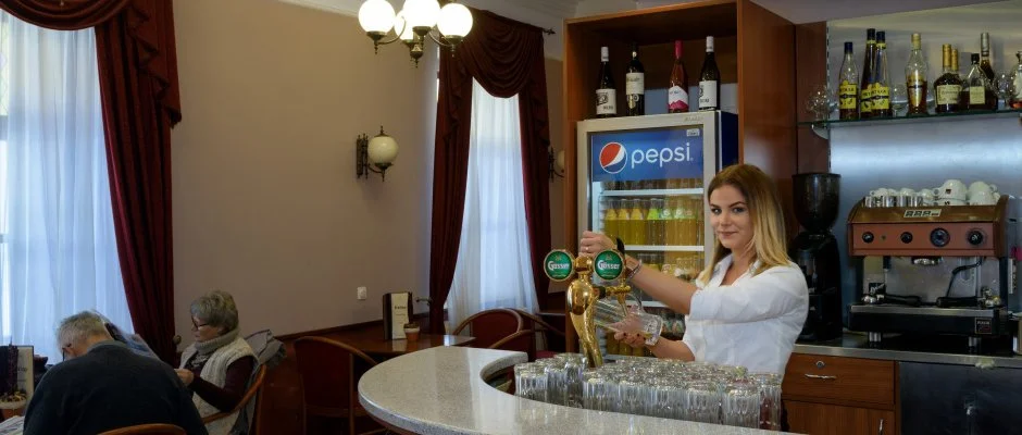 Erzsbet Park Hotel Pardfrd