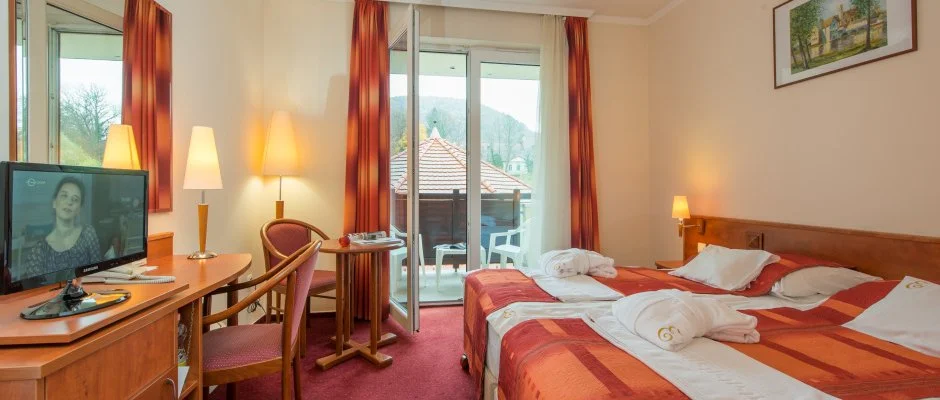 Erzsbet Park Hotel Pardfrd