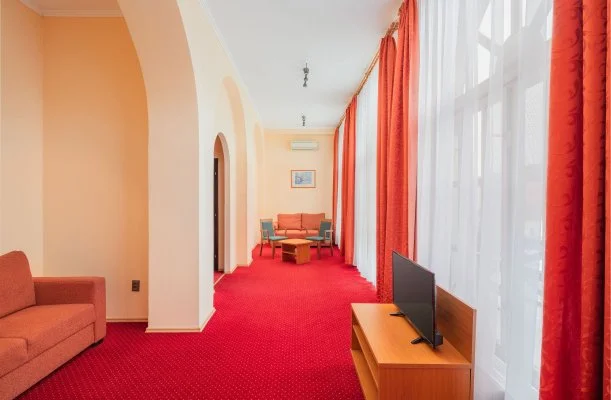 Erzsbet Park Hotel Pardfrd