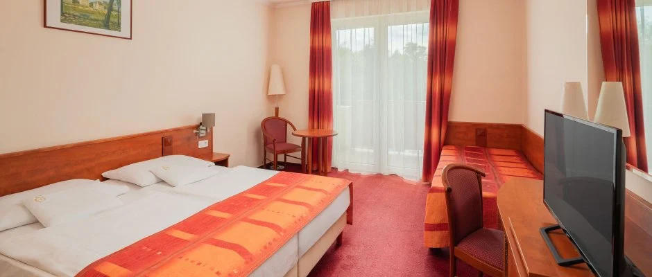 Erzsbet Park Hotel Pardfrd