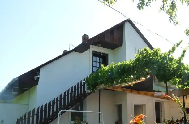 Eszter Apartman Balatonkeresztúr Eszter Apartman Balatonkeresztúr
