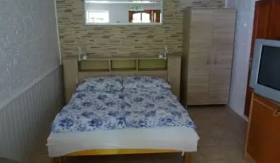 Eszter Apartman Balatonkeresztr