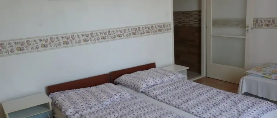 Eszter Apartman Balatonkereszt�r