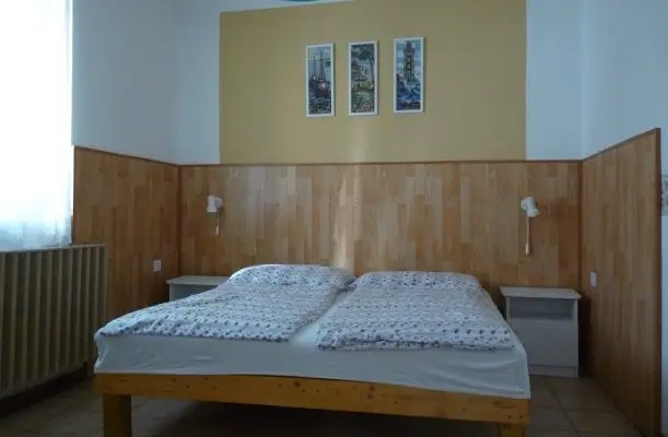 Eszter Apartman Balatonkeresztúr Eszter Apartman Balatonkeresztúr