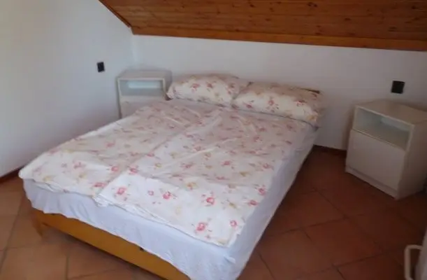 Eszter Apartman Balatonkeresztúr Eszter Apartman Balatonkeresztúr