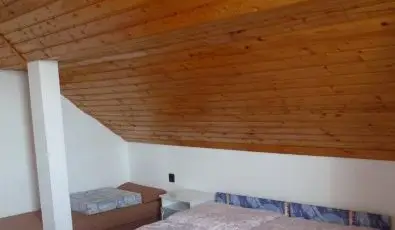 Eszter Apartman Balatonkeresztr