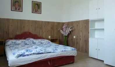 Eszter Apartman Balatonkeresztr