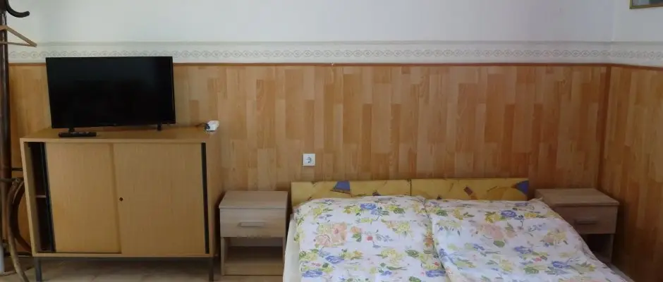 Eszter Apartman Balatonkereszt�r